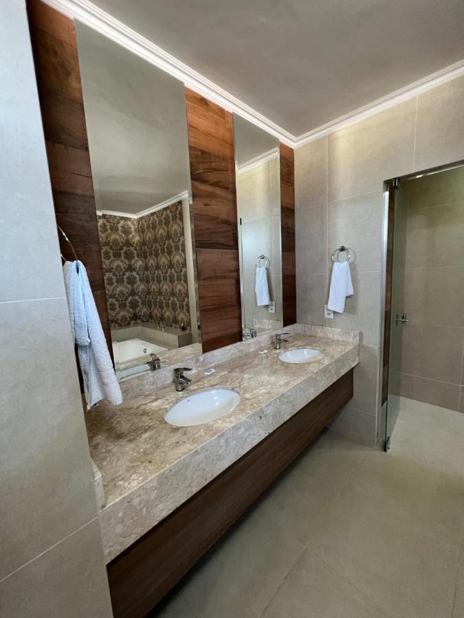 Nantes Executive Hotel Pitanga Eksteriør bilde