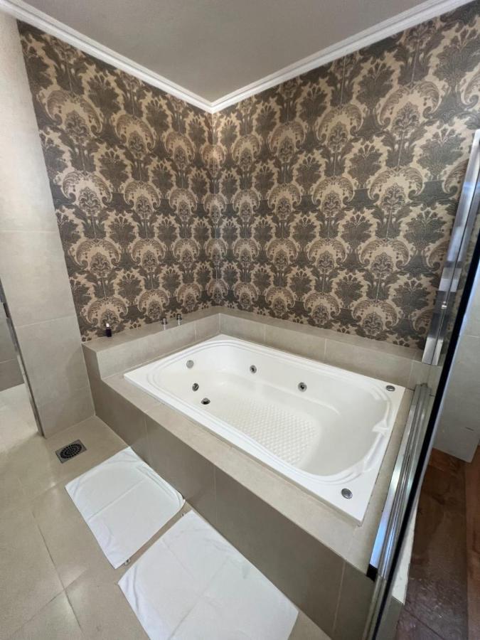 Nantes Executive Hotel Pitanga Eksteriør bilde